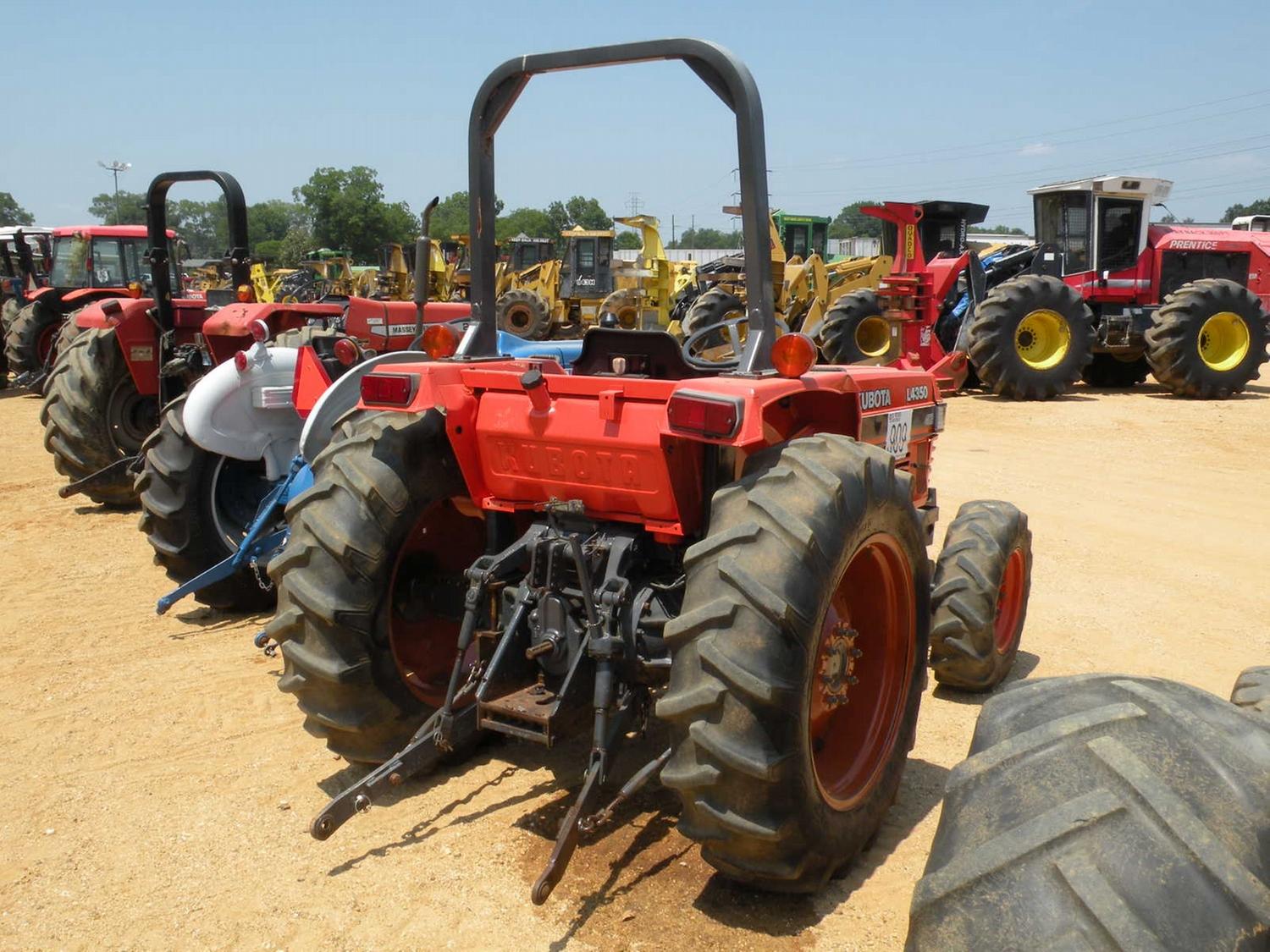 KUBOTA L4350 CZĘŚCI DO SILNIKA